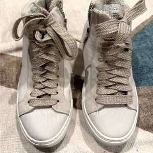 P448 White Leather High Top Sneakers Zebra Embossed Size 6
